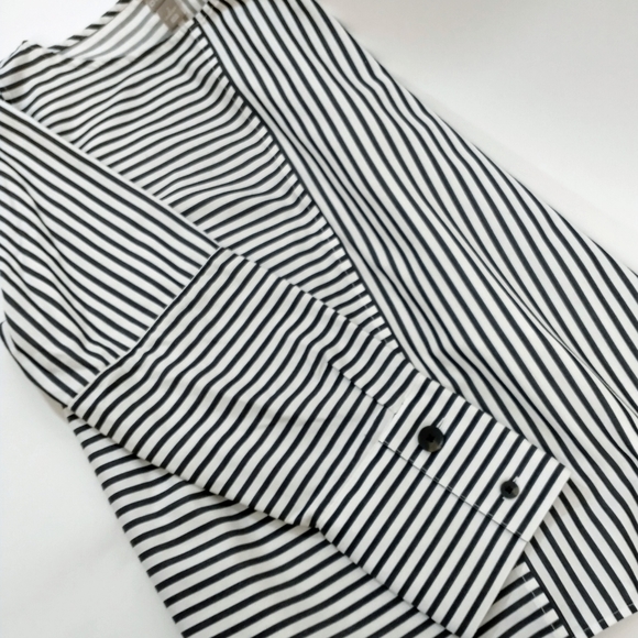 Chico's Blouse Top Black/White Striped Size 2 (L) - Picture 4 of 7